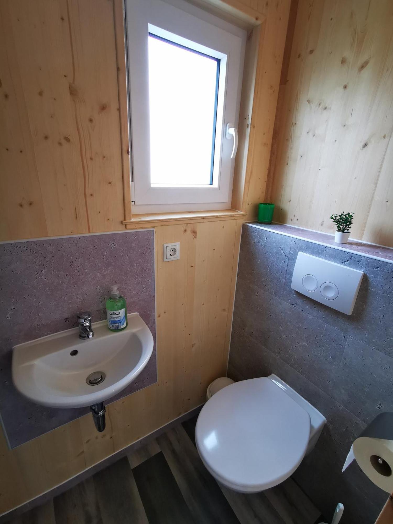 Tiny Guesthouse Herdt Euerbach Ngoại thất bức ảnh