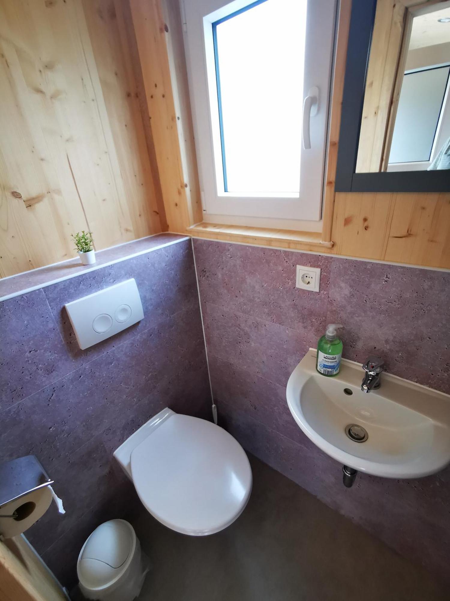 Tiny Guesthouse Herdt Euerbach Ngoại thất bức ảnh