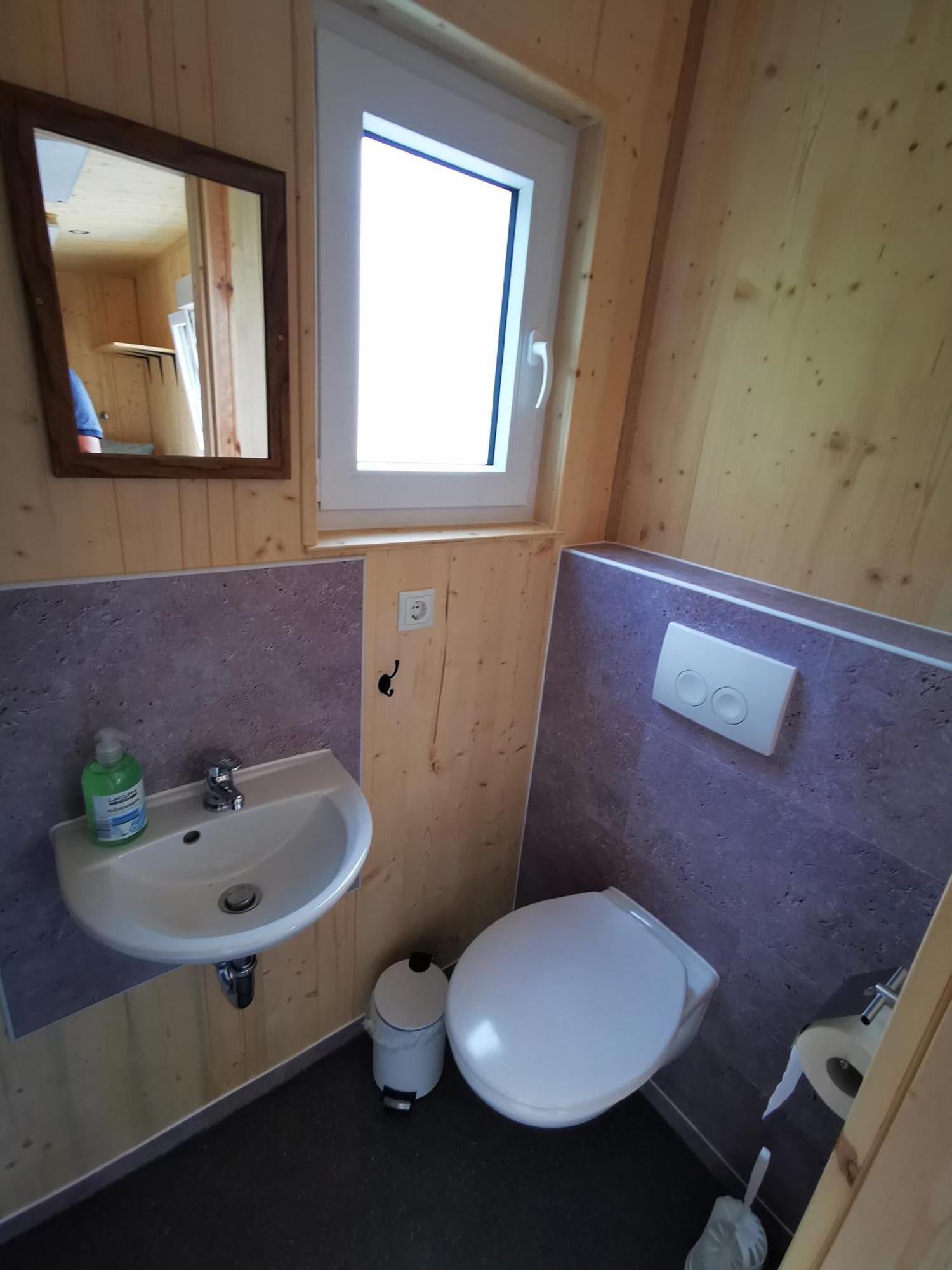 Tiny Guesthouse Herdt Euerbach Ngoại thất bức ảnh